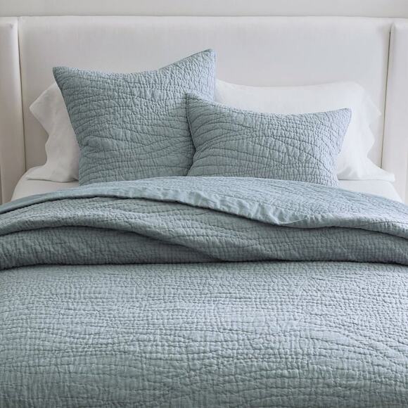 Pottery Barn Belgian Flax Linen Handstitched Quilt Chambray Blue Full Queen NEW - Picture 1 of 4